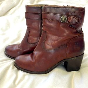 Frye Rich Brown Leather Booties